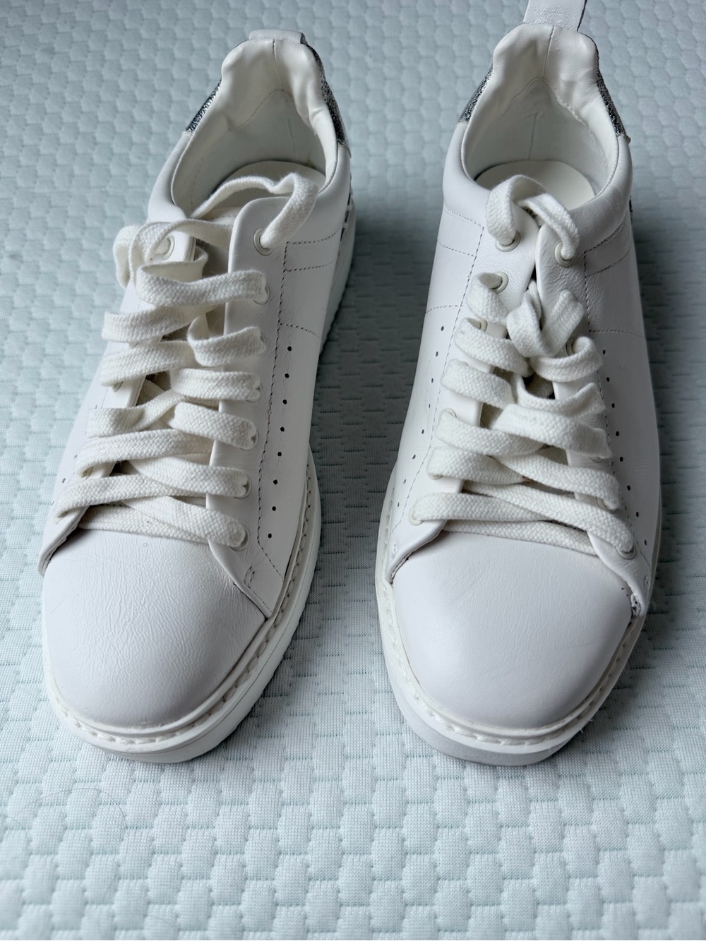 Zara White Lace-Up Women's Sneakers